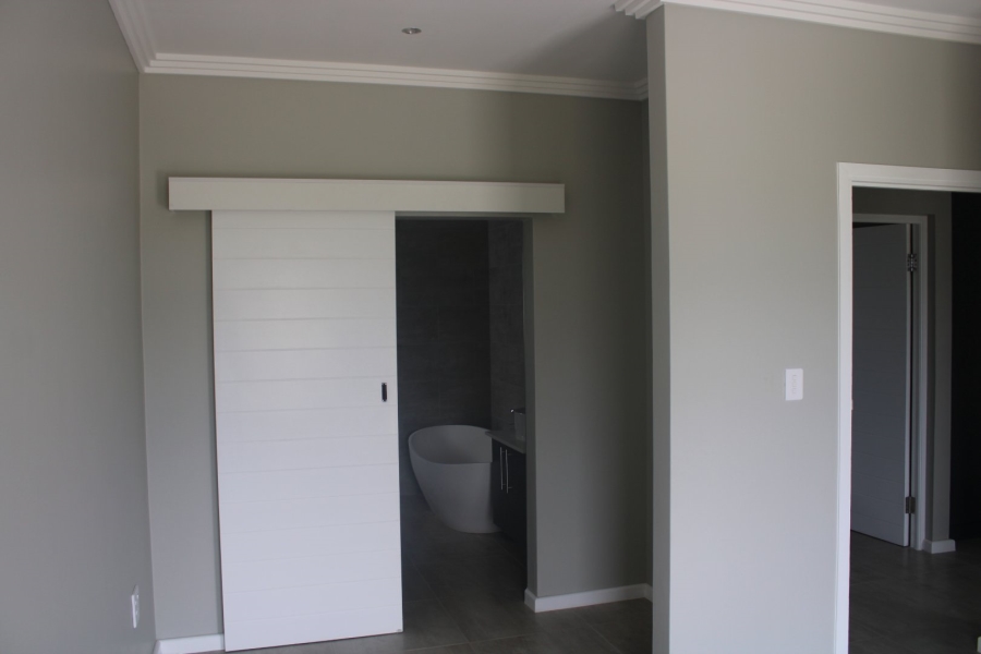 4 Bedroom Property for Sale in Kidds Beach Eastern Cape